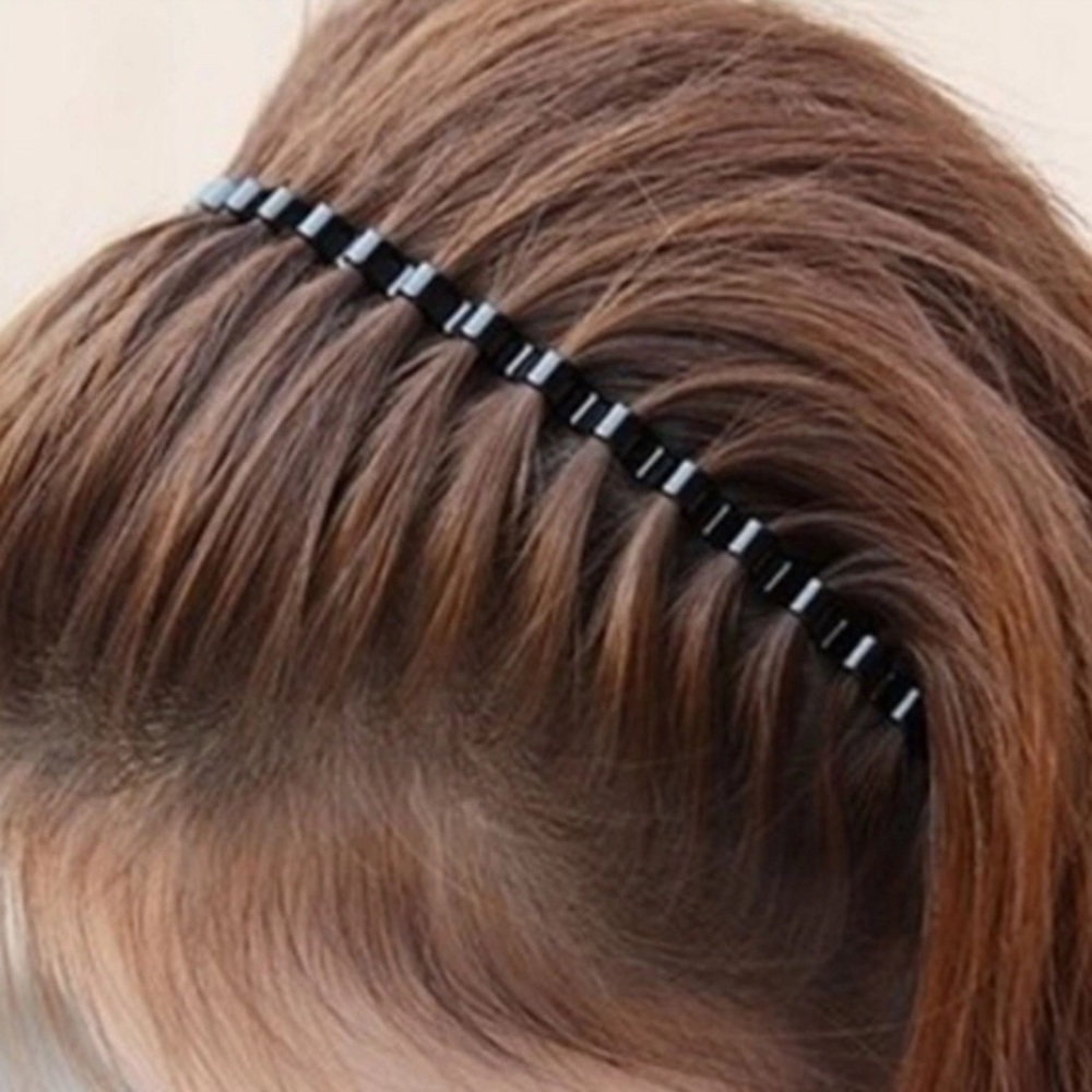 ♦️New! Wavy Metal Headbands (2 pcs)